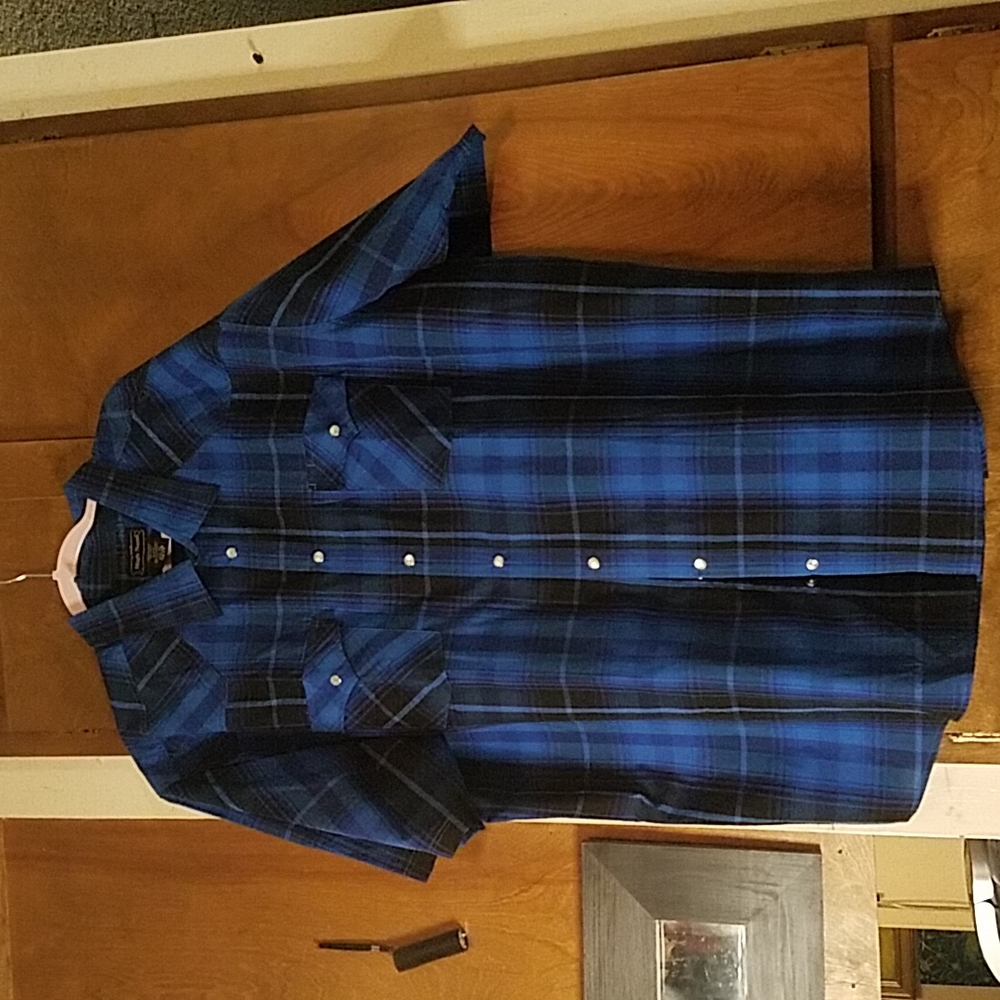 Men's short sleeved snap down shirt by High Noon